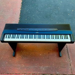 CASIO Electric Keyboard